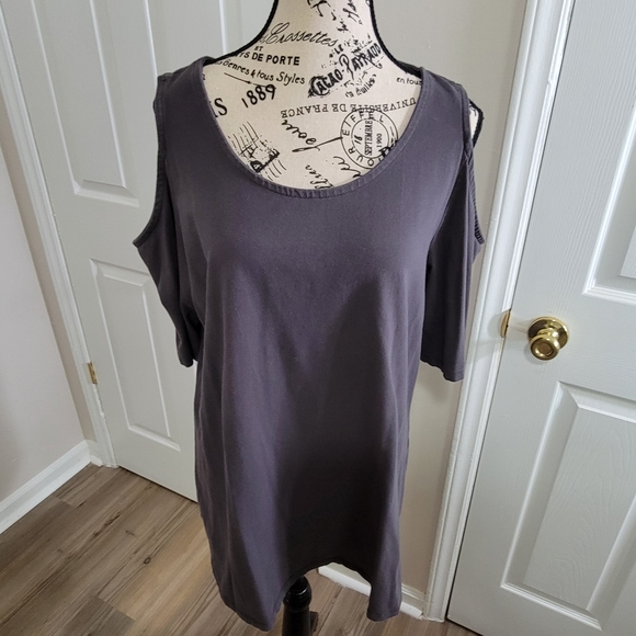 Torrid grey cold shoulder top Women's plus Size 3X - Picture 1 of 6